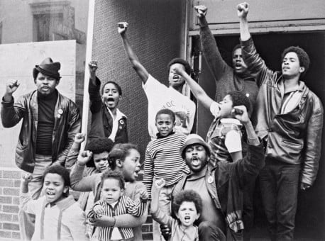10 poemas para lograr una revolución