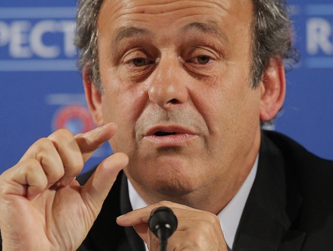 Más coletazos: Platini también fue suspendido de la FIFA