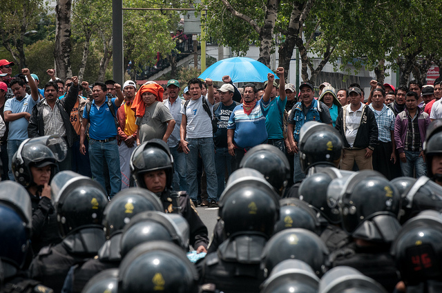10 mil policías vigilarán la evaluación magisterial en Oaxaca