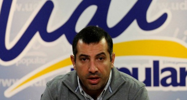Justicia desaforó a diputado Hasbún en causa por injurias contra Rodrigo Avilés