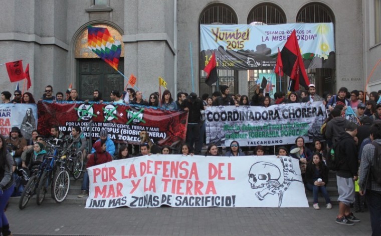 Más de mil personas marcharon en contra de la empresa Biobío Genera en Concepción
