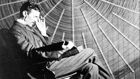 Nikola Tesla y su visión de la telefonía inteligente: el mundo como un «enorme cerebro»