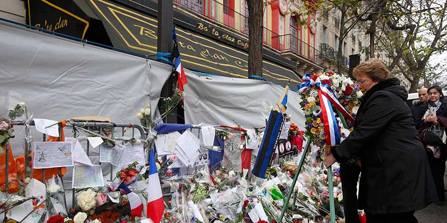 Bachelet en París: «El terror no nos va a afectar»