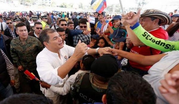 Correa desestima una eventual reelección y afirma que vencerán con «otro candidato»