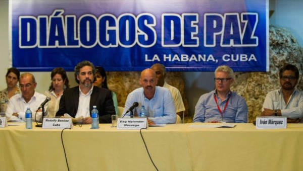 Gobierno de Colombia y FARC verificarán el cese del fuego bilateral