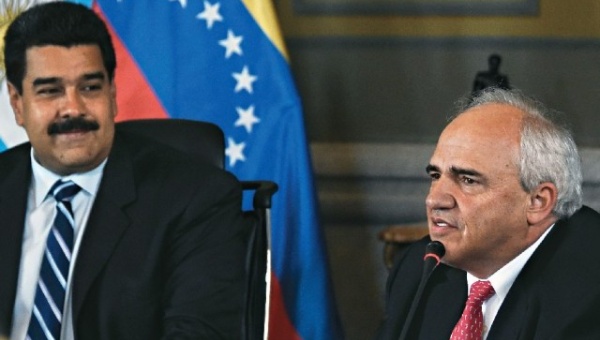 Samper visita Venezuela junto a Misión Electoral de Unasur