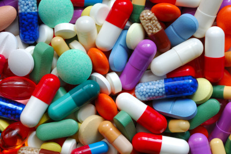 Aprueban resolución para crear más farmacias populares
