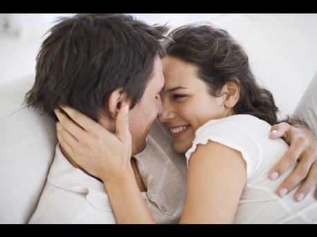 Las 100 claves para enamorar a un hombre, según especialista