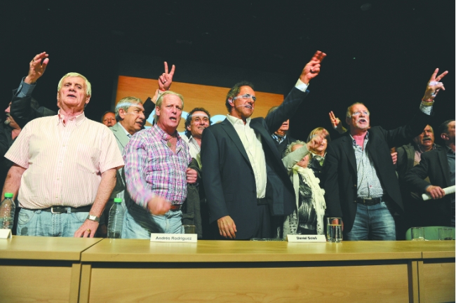 127 sindicatos apoyan a Daniel Scioli en Argentina