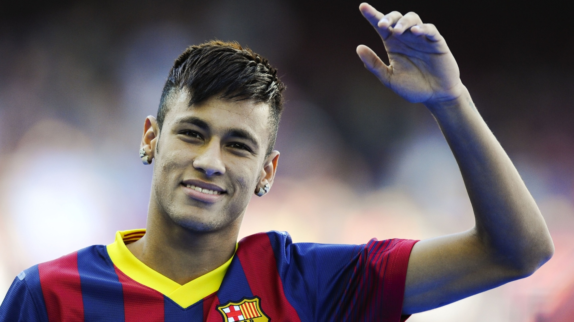 Líos con la justicia española podrían alejar a Neymar de Barcelona