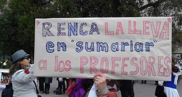 Fallo sin precedente: Justicia ordena que 8 de los 33 profesores despedidos de Renca sean reincorporados