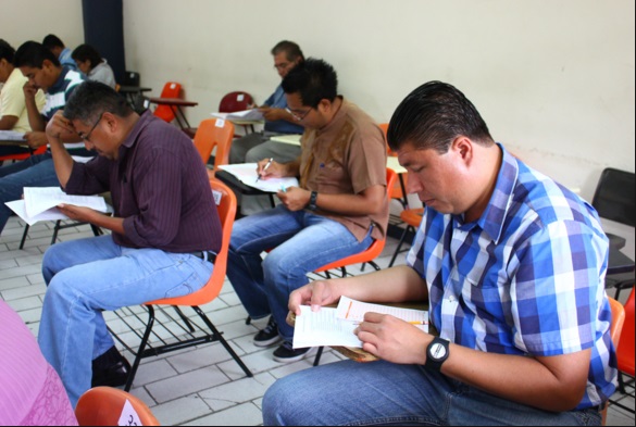 SEP se muestra paternalista con maestros de la CNTE que participaron en evaluación