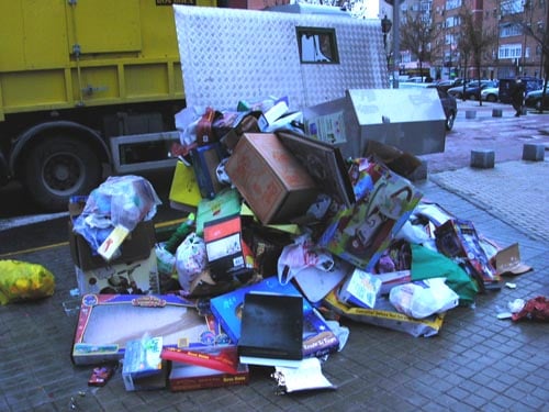 Fiestas decembrinas dejan cientos de toneladas de basura