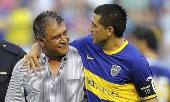 Borghi quiere a Riquelme para la Libertadores 2016