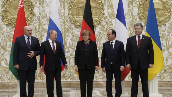 Ucrania: Cuarteto de Normandía alarga los acuerdos de Minsk para 2016