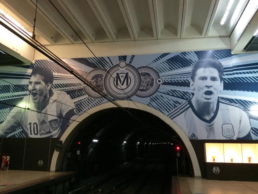 Estación de tren subterráneo en homenaje a Messi es realidad
