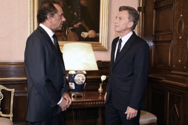 Ya como presidente, Macri se reunió con Scioli en busca de gobernabilidad