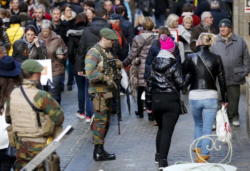 Soldados y policías belgas hicieron una orgía