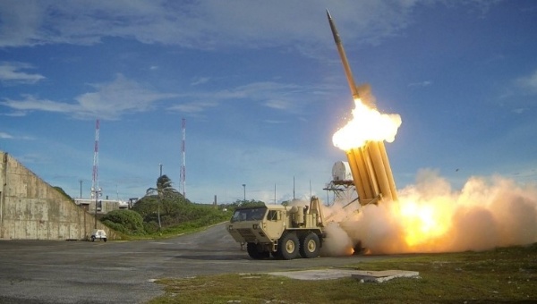 Corea del Sur y Estados Unidos planean desplegar armas nucleares en península coreana