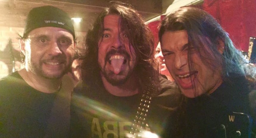 Tributo a Lemmy: Dave Grohl +integrantes de Metallica, Slayer y Pantera hacen un cover de ‘Ace of Spades’