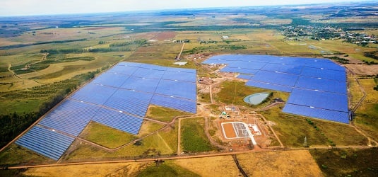 Uruguay construye su primera planta de energía solar a gran escala