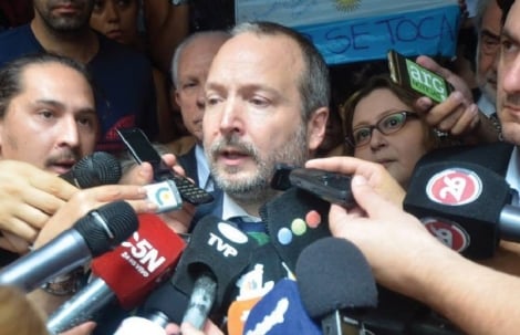 Un nuevo revés de la Justicia obliga a Sabbatella a abandonar la AFSCA