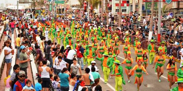 Por frente frío, posponen desfile en el Carnaval de Veracruz