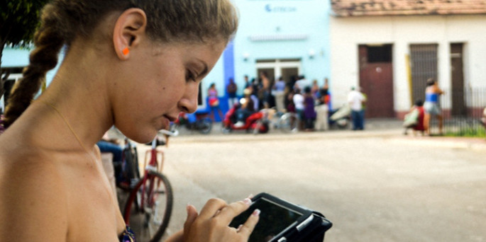 Cuba iniciará programa piloto para llevar internet a las casas