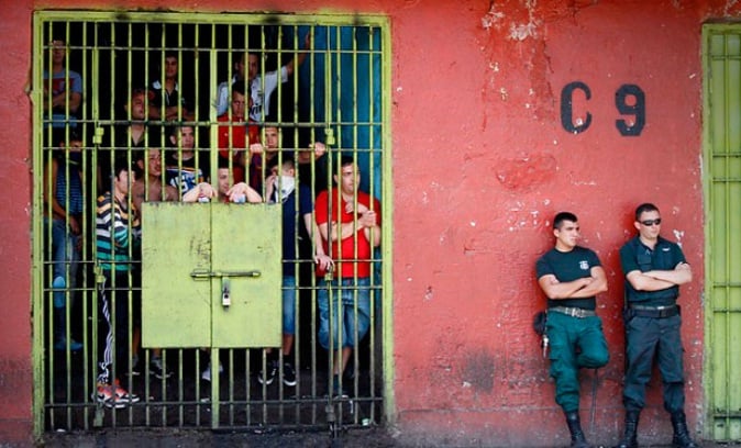 El doble estándar de las cárceles chilenas: reos comunes sin beneficios y violadores de los DD.HH. libres