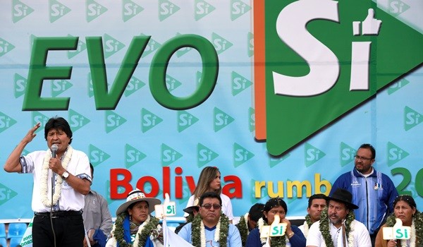 Se crea un comité internacional de intelectuales por la reelección de Evo Morales