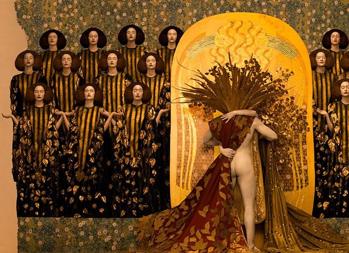 Pinturas eróticas de Gustav Klimt llevadas a la vida real