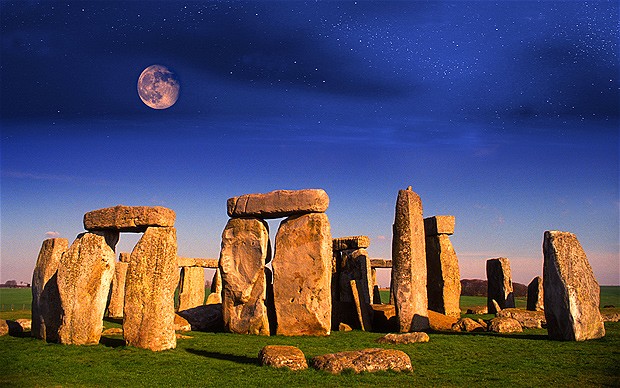 Arqueólogos encuentran un «sorprendente grado de igualdad de género» en Stonehenge