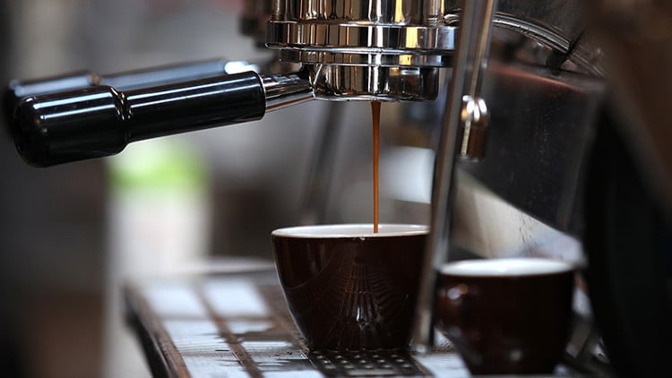 café