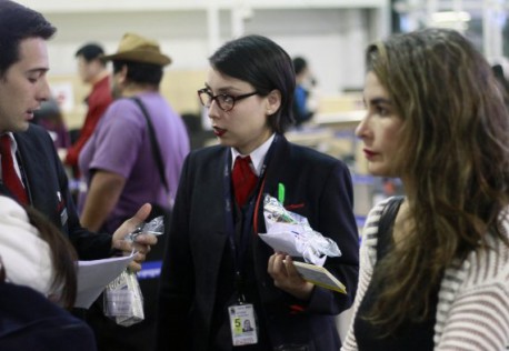 Trabajadores de LAN denuncian que pasan hasta 7 horas sin comer