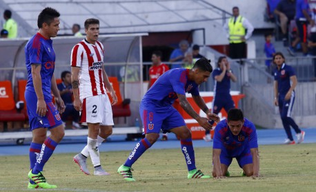 Fracaso de Beccacece impacienta a los hinchas de la «U»