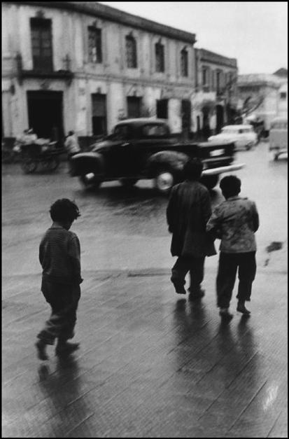 El Chile de finales de siglo XX a través del lente fotográfico de Sergio Larraín