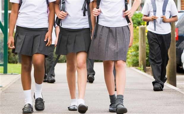 Reino Unido: Un quinto de las mujeres sufre agresiones sexuales en su etapa escolar