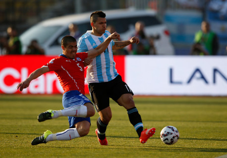 Agüero será titular junto a Messi y Di María ante «la Roja»