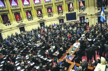 Ley Buitre: Quiénes fueron los diputados que votaron a favor