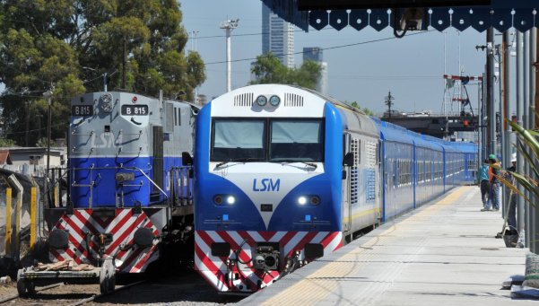 Se incendió un tren de pasajeros de la línea San Martín