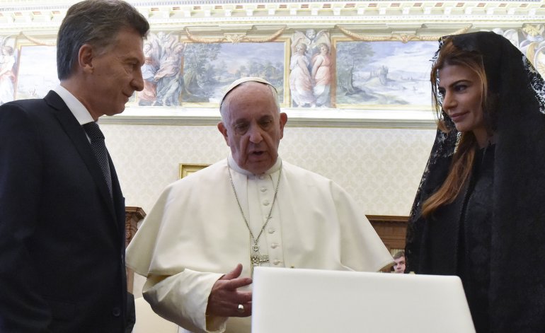 «El papa Francisco está profundamente preocupado por el revanchismo en Argentina»