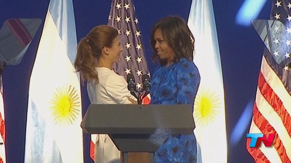 Las primeras damas de Argentina y EEUU juntas en una charla para mujeres adolescentes