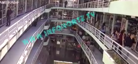 Impactante caída de un joven desde un 4º piso en centro comercial de Antofagasta