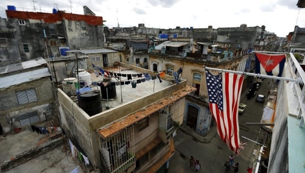 Obama llega a Cuba tras 20 años del bloqueo como ley en EE.UU.