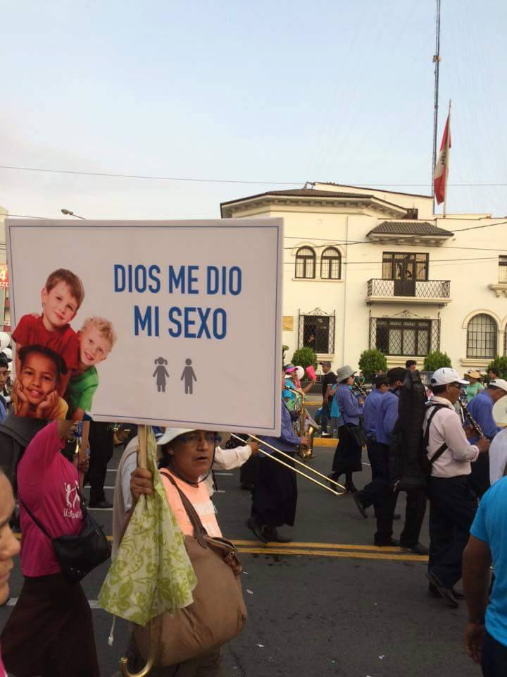 El Congreso peruano, que niega los derechos LGBT, apoya la #MarchaPorLaVida