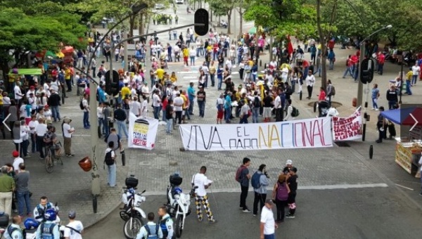 Colombia: Inician movilizaciones en contra de las medidas políticas y económicas de Santos