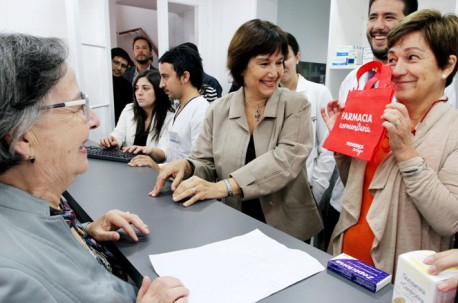 Providencia inaugura primera Farmacia Comunitaria del sector oriente de Santiago