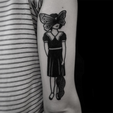 Tatuajes desequilibrados para personas melancólicas