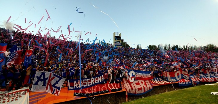 Universidad de Chile es el club sudamericano que ha llevado más gente como visitante en historia de Copa Libertadores