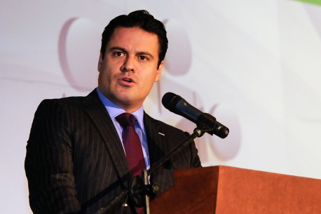 Gobernador de Jalisco gasta millones en los XV años de su hija